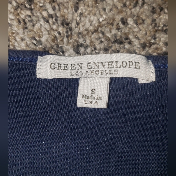 Green Envelope| Ruffle Tank Top - Picture 2 of 3